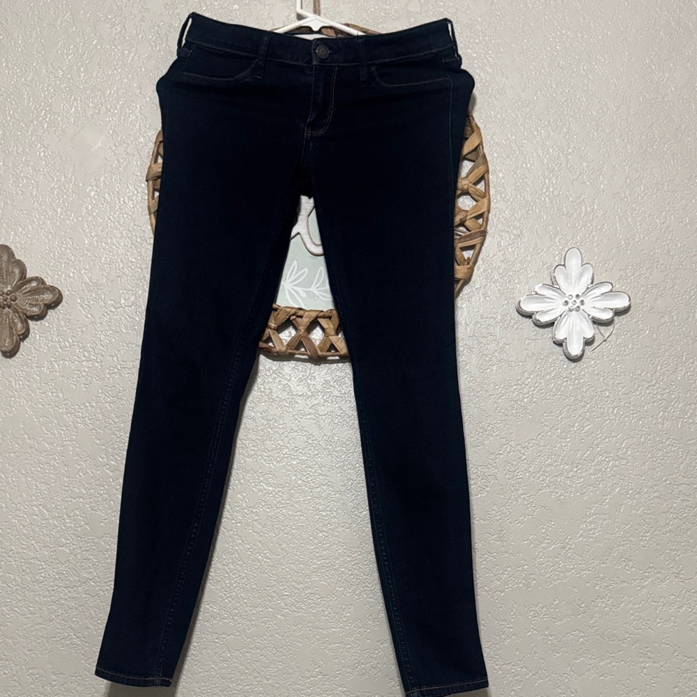 Hollister Women's Dark Blue Skinny Jeans